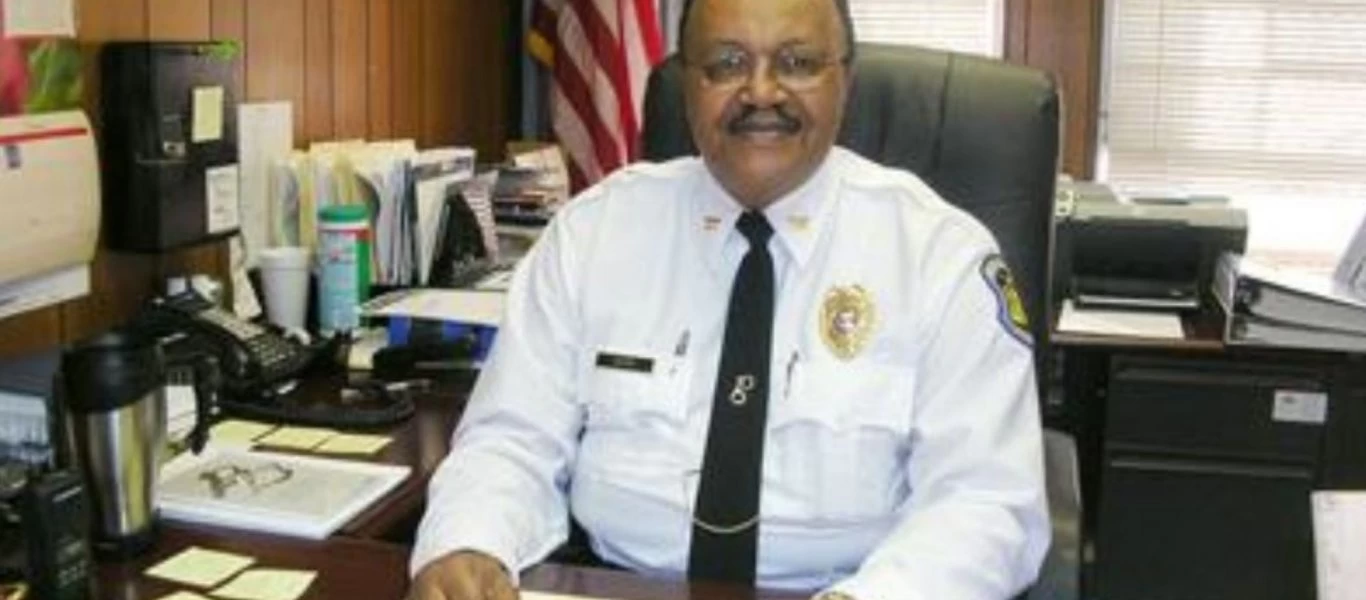 Βίντεο-σοκ: Σκότωσαν συνταξιούχο αστυνομικό στις ΗΠΑ επειδή προσπάθησε να εμποδίσει λεηλασία